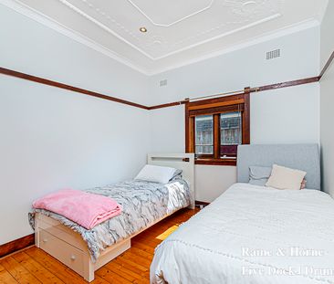 17 Bayview Road, Canada Bay NSW 2046 - House For Rent | Domain - Photo 2