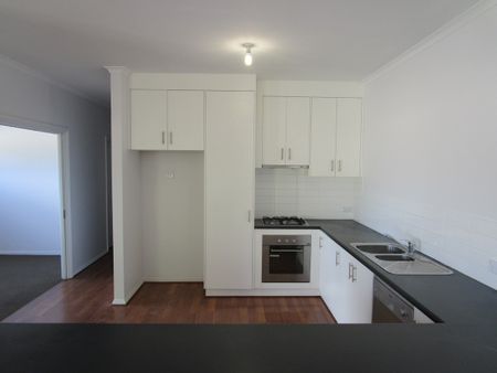25 Redward Avenue, Greenacres SA 5086 - House For Rent | Domain - Photo 5