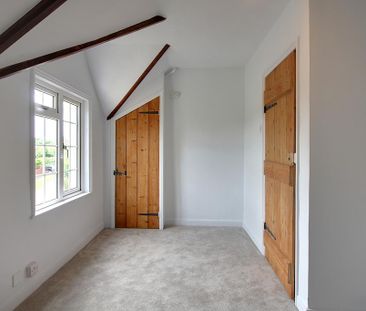 2 bedroom cottage to rent - Photo 1
