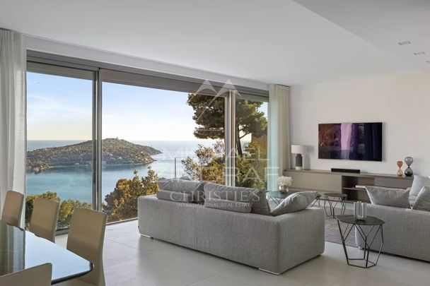 Villefranche-sur-Mer - Luxueuse villa contemporaine avec vue mer spectaculaire - Photo 1