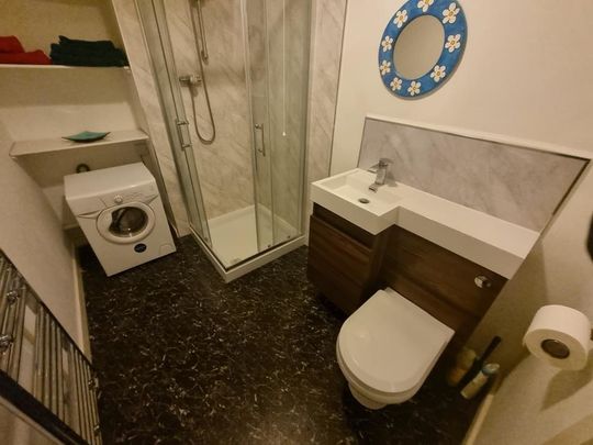 Grampian Road, Top floor right, AB11 - Photo 1