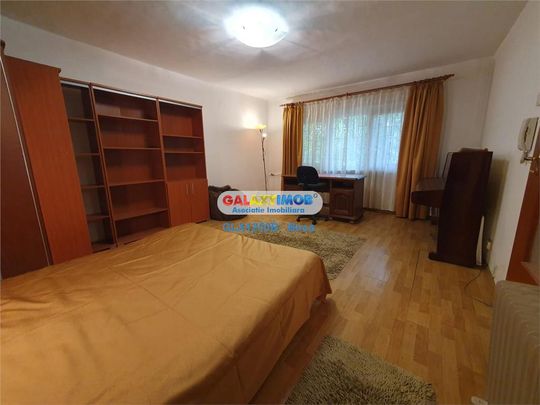 GARSONIERA DECOMANDATA - DECEBAL - Fotografie 1