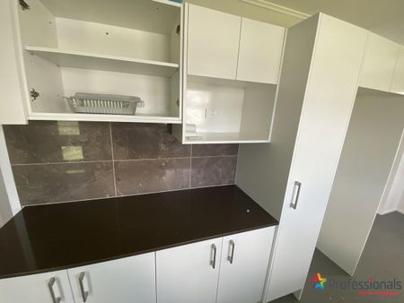 9 Malmo Place, Manurewa, Manukau - Photo 5