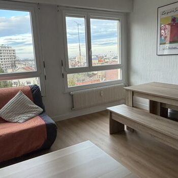 Appartement 1 pièces 37m2 REIMS 591 euros - Photo 1