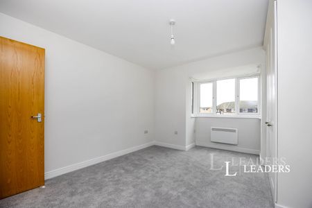 2 bedroom apartment to rent Faraday Road, Guildford, Surrey, GU1 - Photo 2