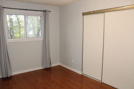 For Lease - 83 Barnes Drive, Ajax, Ontario - Photo 3