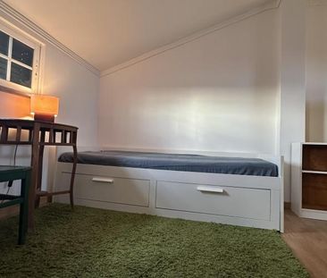 Sunny bedroom In São Domingos de Rana (available from 21th december) - Foto 2