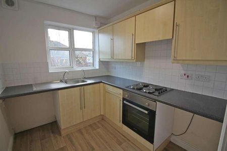 Lowton Street, Radcliffe, Manchester, M26 - Photo 4