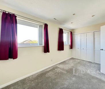 3 bedroom semi-detached house to rent - Photo 6
