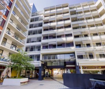 Broadway x Scape, Sydney - Photo 3