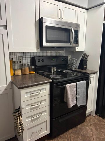 For Lease - 613 Dundas Street Unit# 2, Mississauga, Ontario - Photo 5