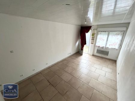 Location Appartement 2 pièces 35m² VALENCIENNES 59300 - Photo 2