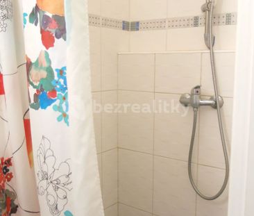 Pronájem bytu 1+kk • 34 m² bez realitkyBulharská, Praha - Vršovice - Photo 6