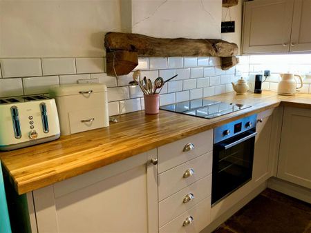 2 bedroom cottage to rent - Photo 4