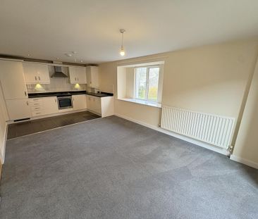 2 bedroom flat to rent - Photo 4