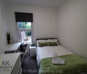 Special Cashback Offer! £100.00 Ground Floor Room - Room 2, St. Ann... - Photo 2