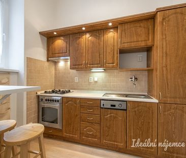 Pronájem bytu 2+1 59 m² - Photo 2