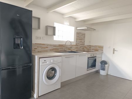 Location Appartement 2 pièces 38m² VINASSAN 11110 - Photo 4