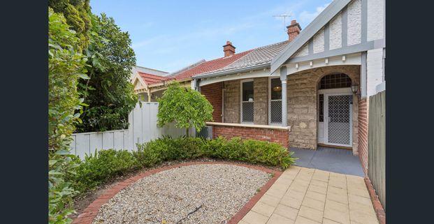 A Mighty Little Charmer in the Heart of Perth - Photo 1