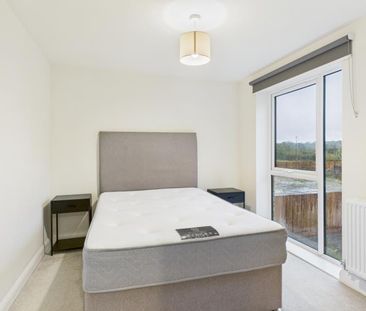 Minett Road, Yate, Bristol - Photo 2