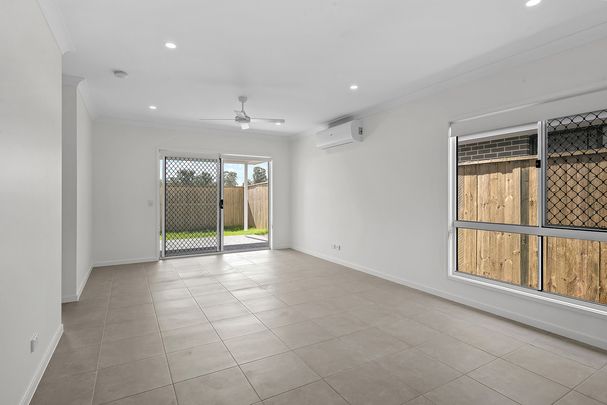 Beautiful Near-New Family Home in a Quiet Morayfield Pocket - Photo 1