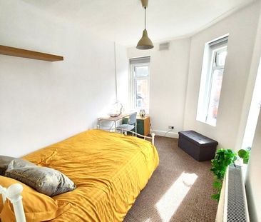 3 Bed Flat, Milton Road, SO15 - Photo 6