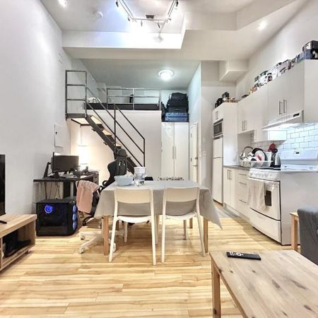 Loft entièrement meublé à louer Vieux-Québec septembre 2026 - Photo 4