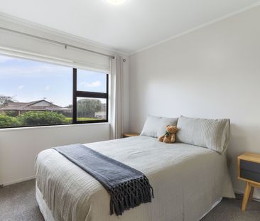 Perfect for Families or Professionals Seeking Modern Comfort 3 bedr... - Photo 1