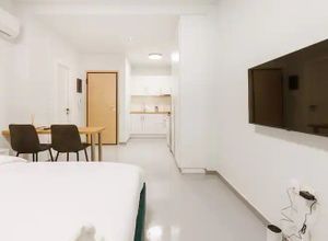 Studio/Γκαρσονιέρα για ενοικίαση - Ιλίσια, - Φωτογραφία 2