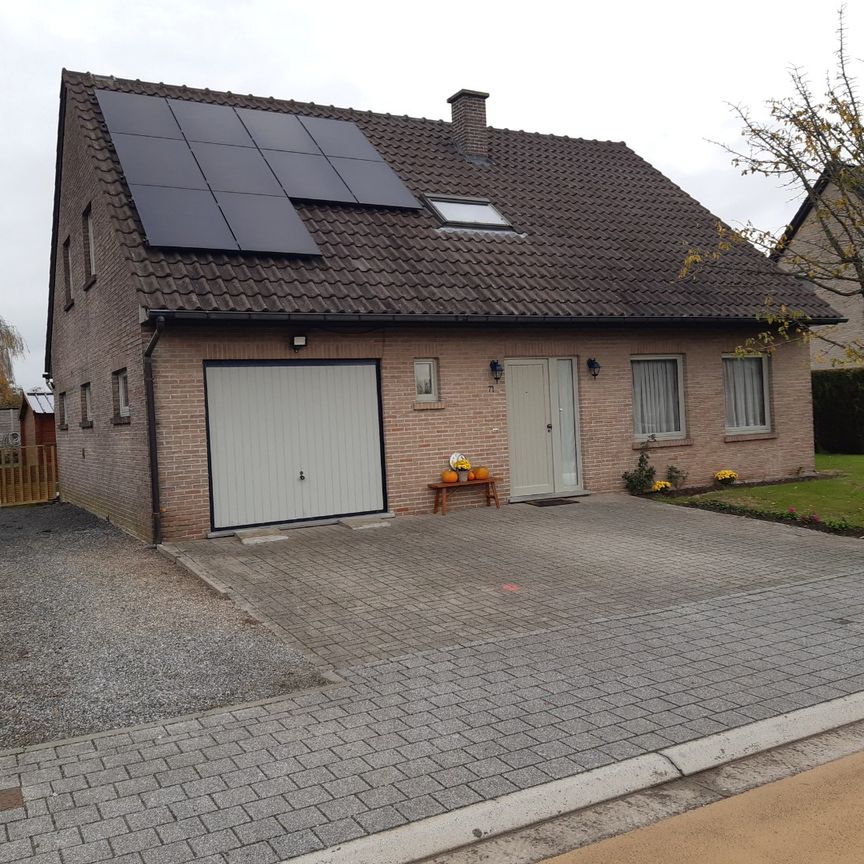 Huis te huur in Huise - Photo 1