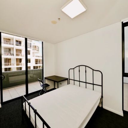2 bed 2 bath - Photo 1
