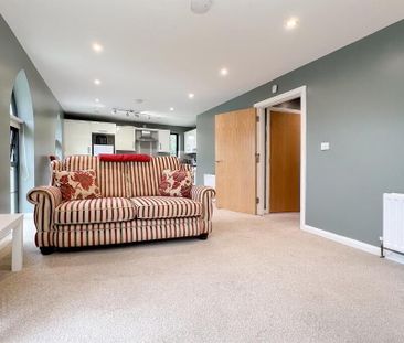 10 Old Church Square, Dundonald, Belfast, BT16 2FD - Photo 4