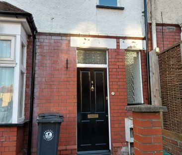 Double Room in Horfield - Just off Gloucester Road - Photo 1