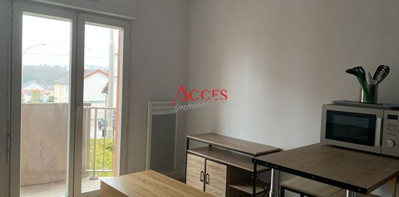 Location Appartement 1 pièce 17m² - Photo 2