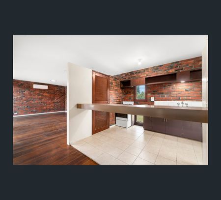 1/2 McDowall Street, Mitcham, Vic 3132 - Photo 2