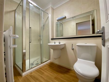 1 bedroom studio apartment to rent - Photo 5