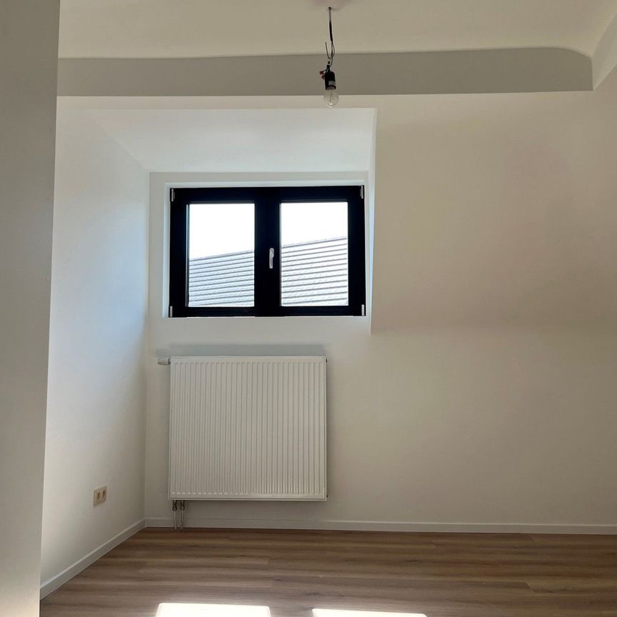 Vernieuwd appartement met 3 slaapkamers in centrum Kapellen! - Photo 1