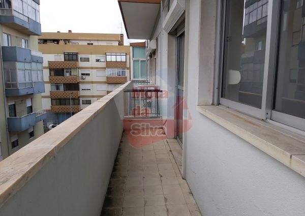 Apartamento T3 em Setúbal