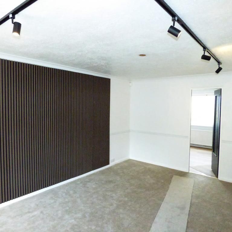3 bedroom townhouse to rent - Photo 1