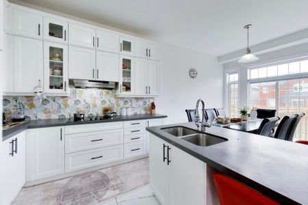For Lease - 5 Rosewell Crescent, Halton Hills, Ontario - Photo 3