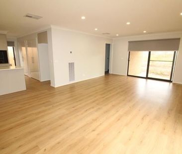 12 Romley Avenue, Armstrong Creek - Photo 1
