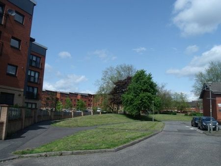 Oran Street, Glasgow, G20 - Photo 3