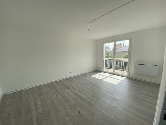 Location Appartement 2 pièces 49m² LE CREUSOT 71200 - Photo 1