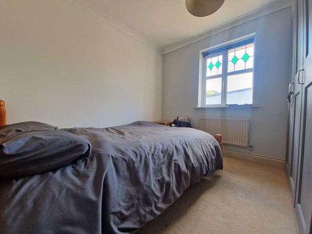 Tutor Close, Hamble, Southampton, Hampshire, SO31 - Photo 4