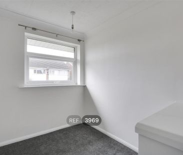 3 bedroom property to rent - Photo 4