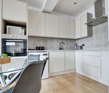 2 bedroom flat to rent - Photo 6