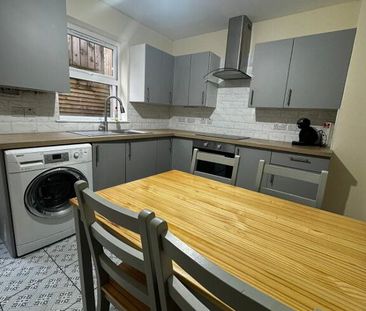 ROOMS TO RENT, 44 Fountain Hill, Derry, BT47 2BP - Photo 3