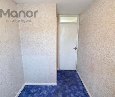 4 bedroom terraced house to rent - Photo 4