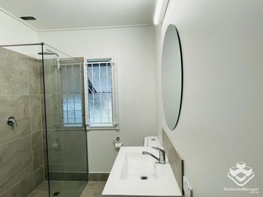 Charming Family Home In Prime Chermside Location â 3 Bed, 1 Bath, 3 Car - Photo 1