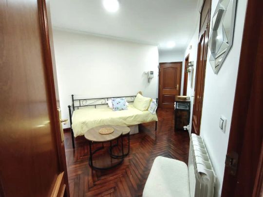 Piso de alquiler en Rúa de García Barbón, 132, Centro - Areal - Photo 1